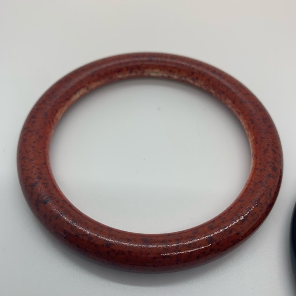 VINTAGE Rounded Bangle Bundle (2) - Picture 2 of 8